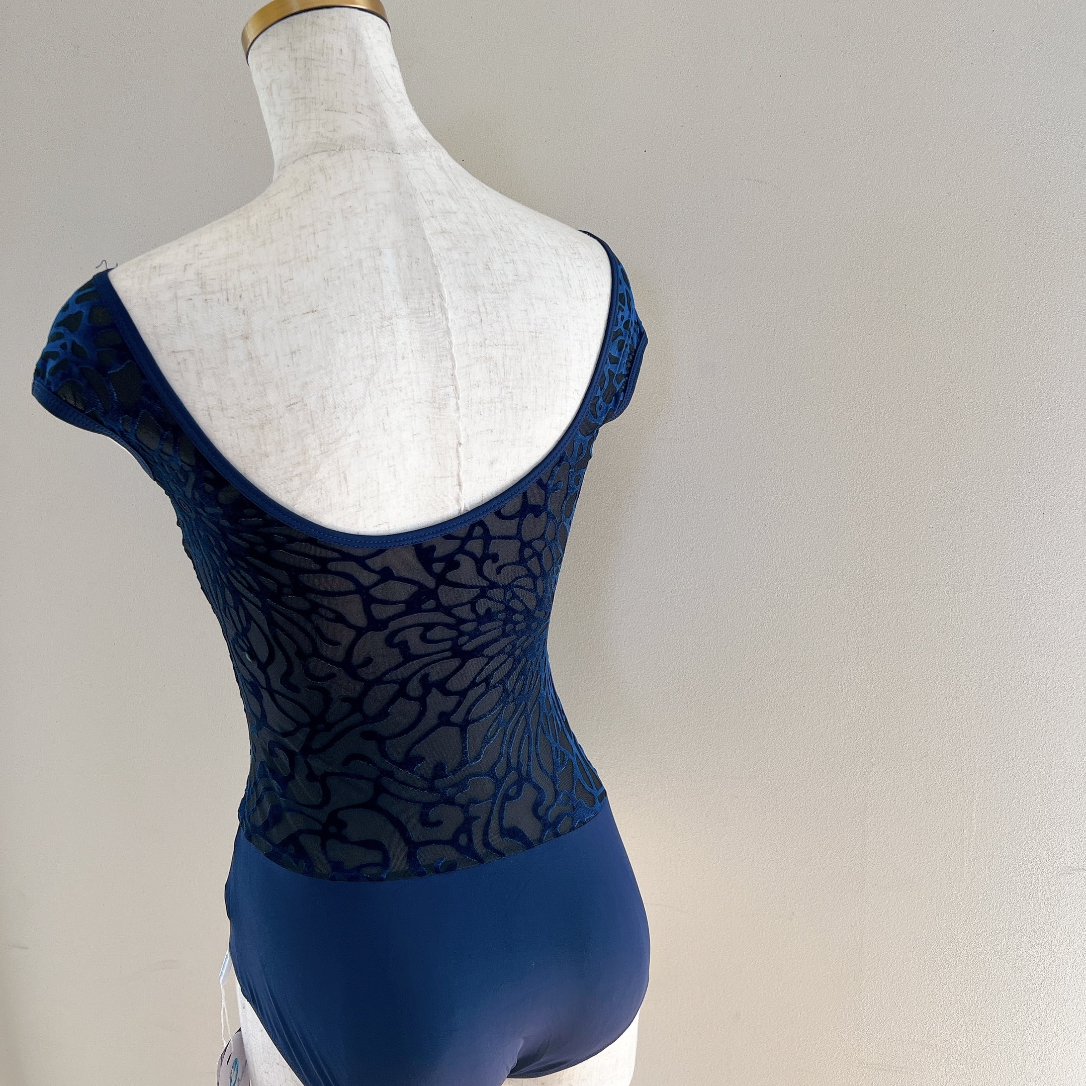 ベルベットフラワー フレンチ バレエレオタード（NAVY) | バレエ