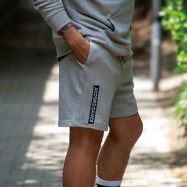 BLACK BOX LOGO SHORTS