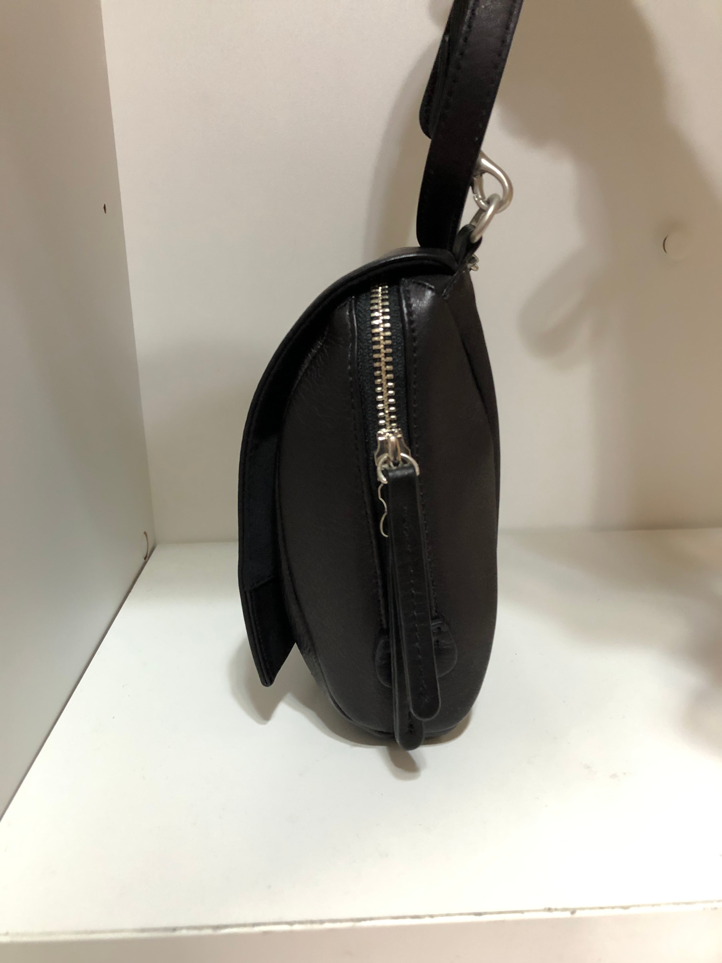 クーポン利用&送料無料 040371○ kawa-kawa ショルダーバッグ レザー