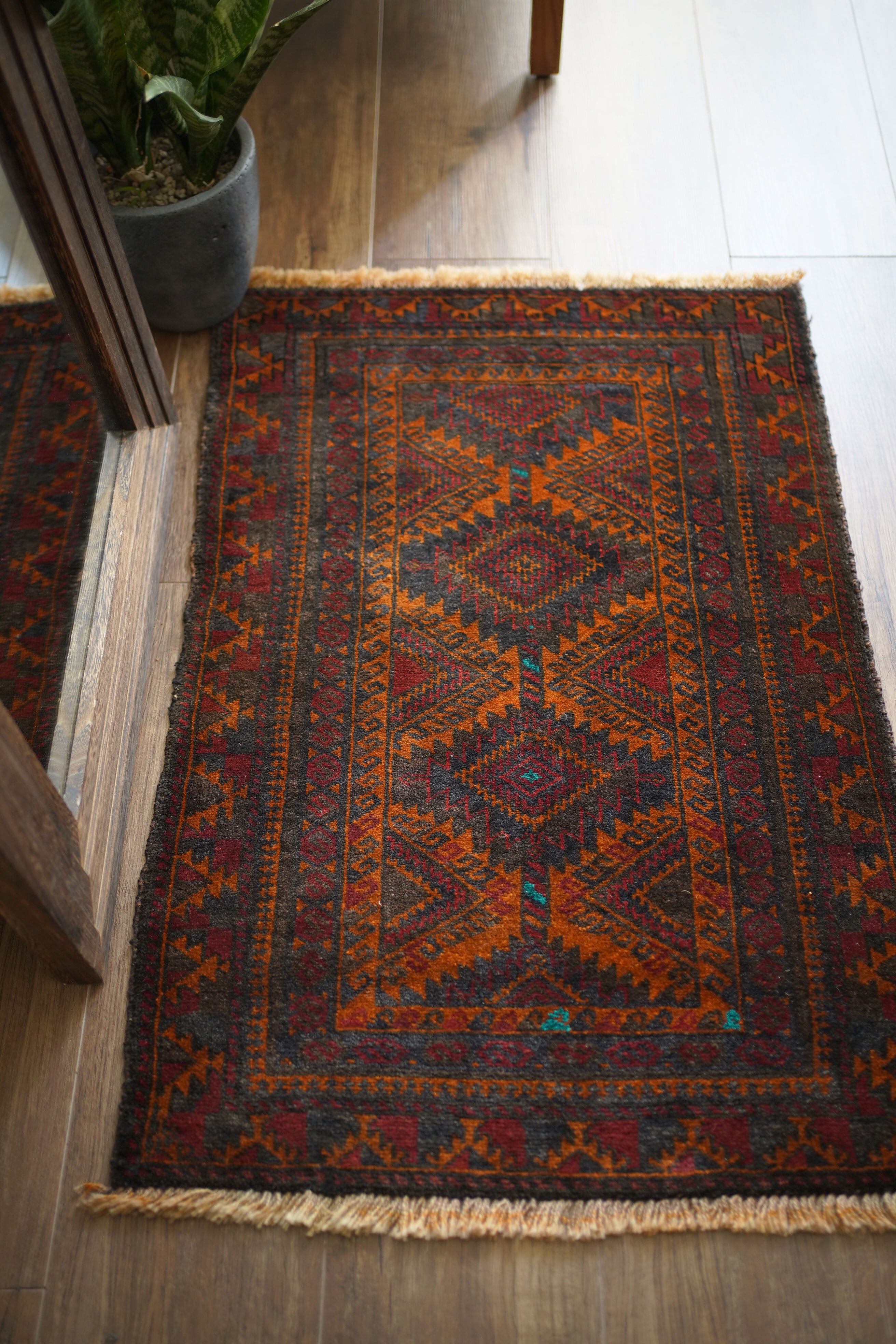 ヴィンテージラグ専門店 TIME RUG （ペルシャ絨毯・トライバルラグ）