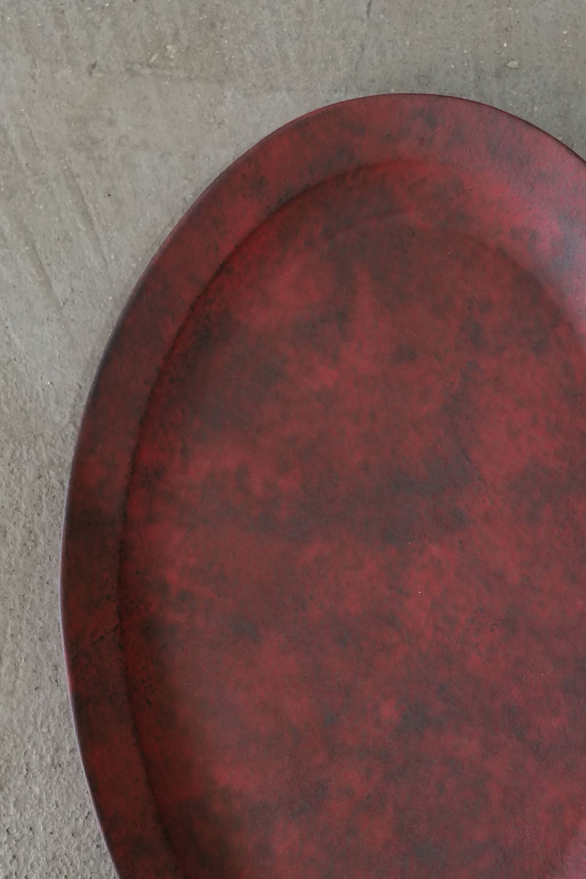 岡崎 慧佑 オーバル皿(赤)25.12-12