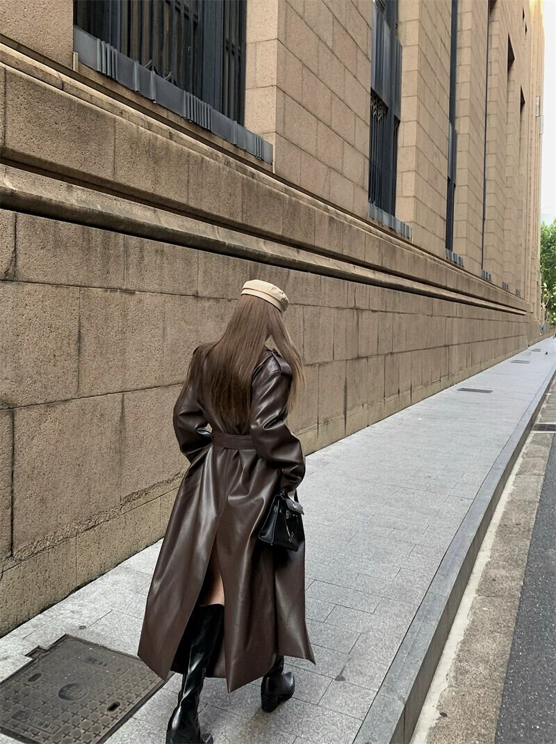 至高の逸品⭐︎ヴィンテージ 高級牛革 カウレザートレンチコート 入手困難 至高の逸品⭐︎ヴィンテージ 高級牛革 カウレザートレンチコート 入手