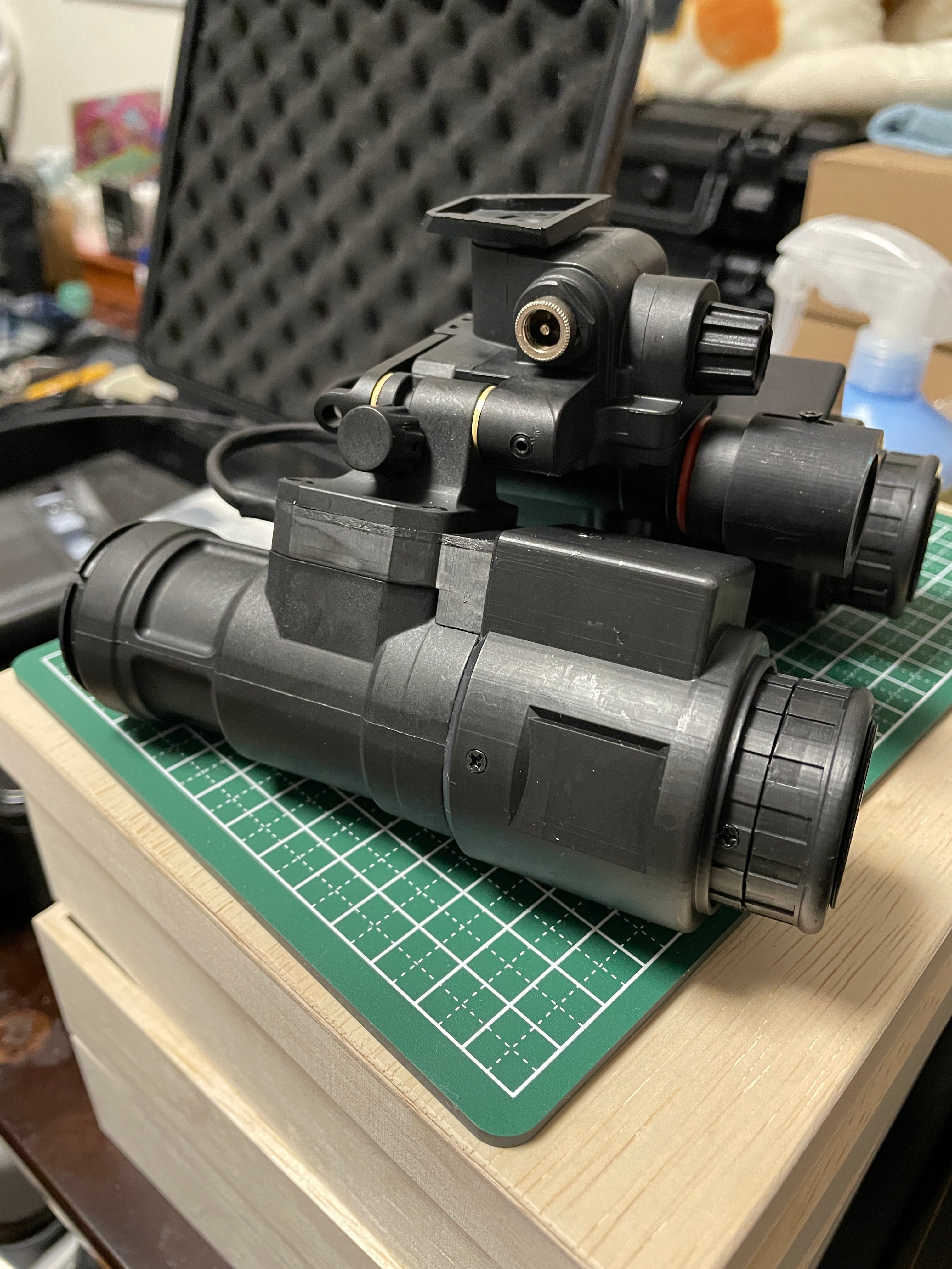 米軍 特殊部隊 PVS31 ナイトビジョン デジタル版