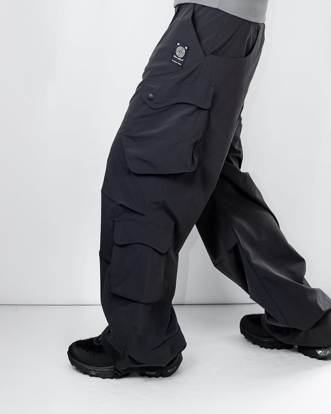 UNEEK BASEMNT - Discover independent style.