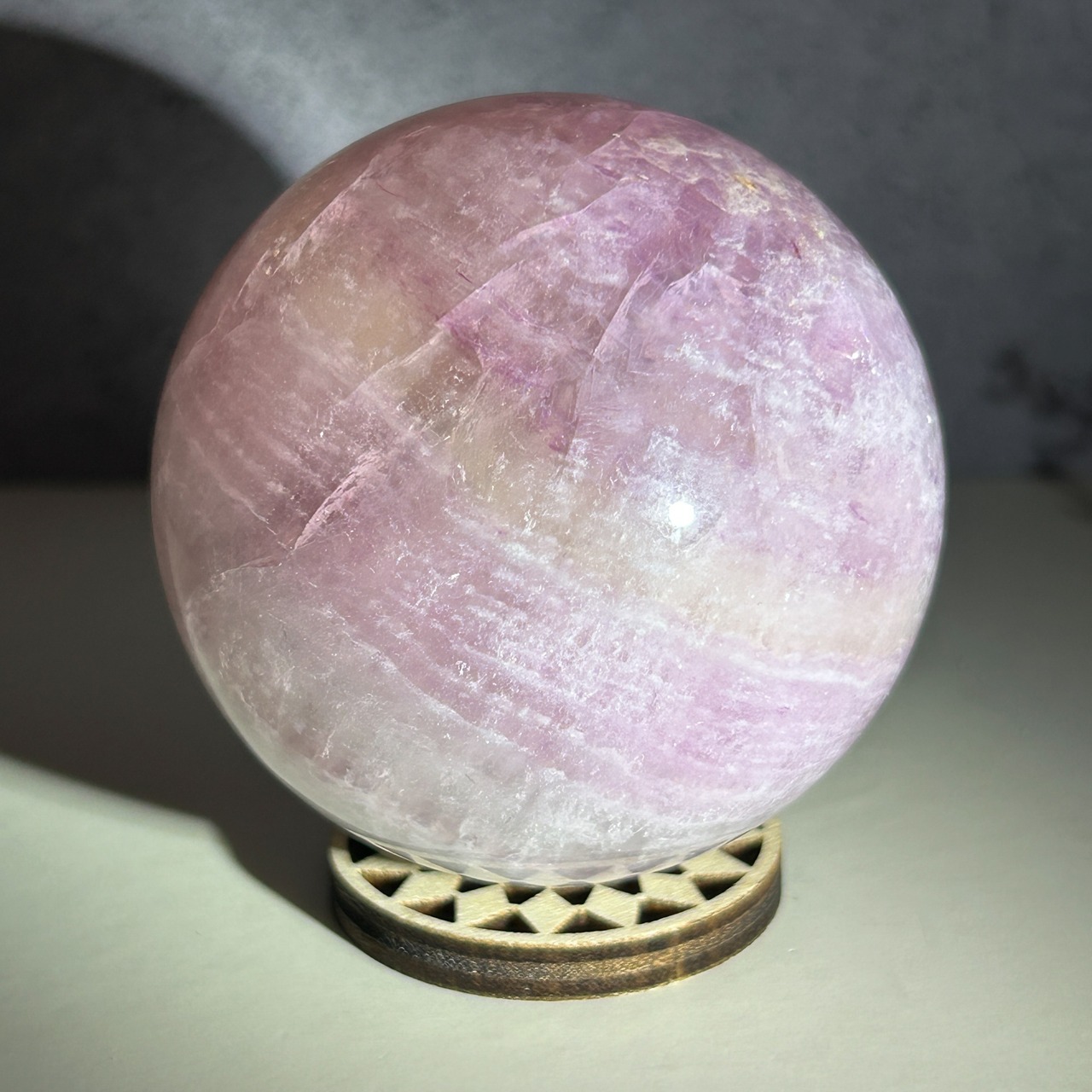 ピンクシルキーフローライト スフィア