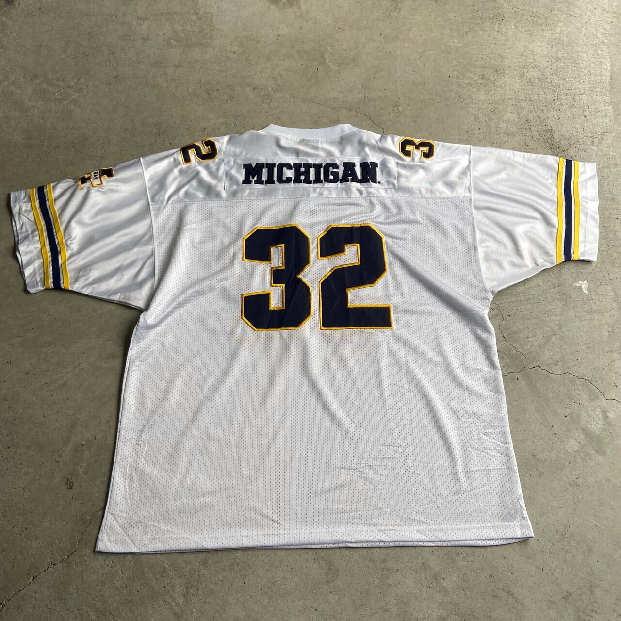 ビッグサイズ Michigan Wolverines カレッジチーム メッシュ ゲーム