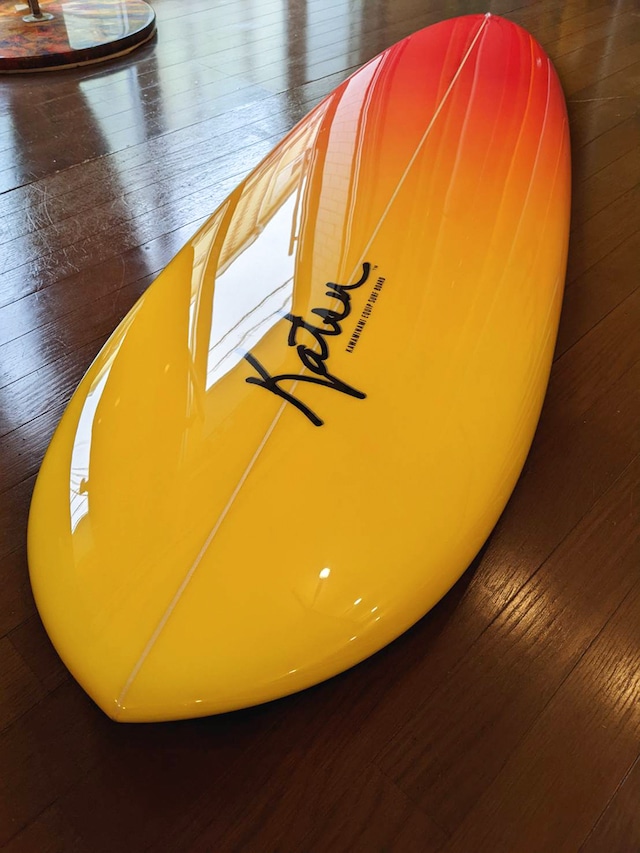 KatsuKawaminami surfboards “ MiNi “ 6’6 Sigle Fin !!