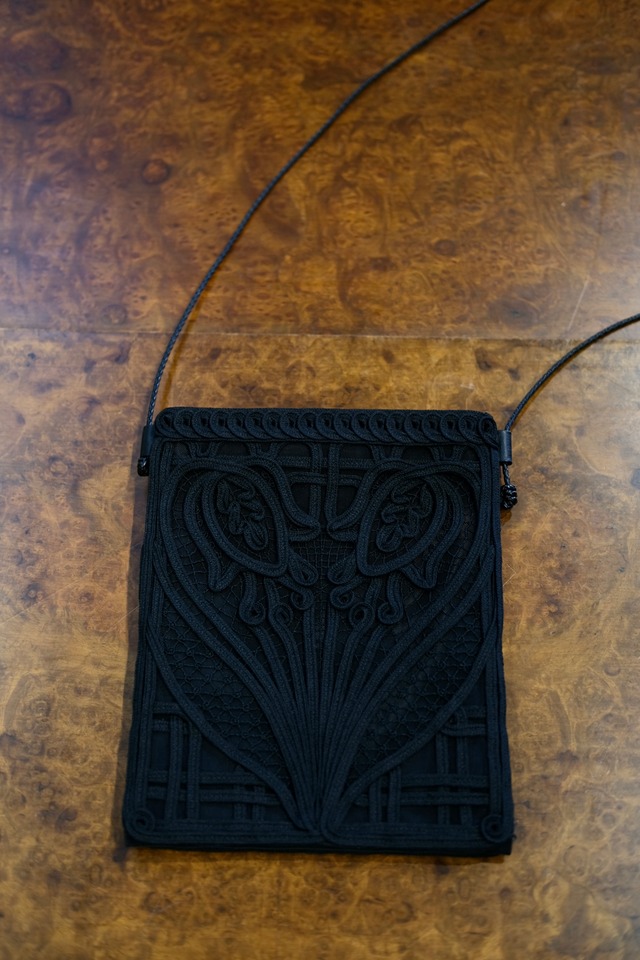 【 Mame Kurogouchi】Cording Embroidery Pouch With Leather Strap / black