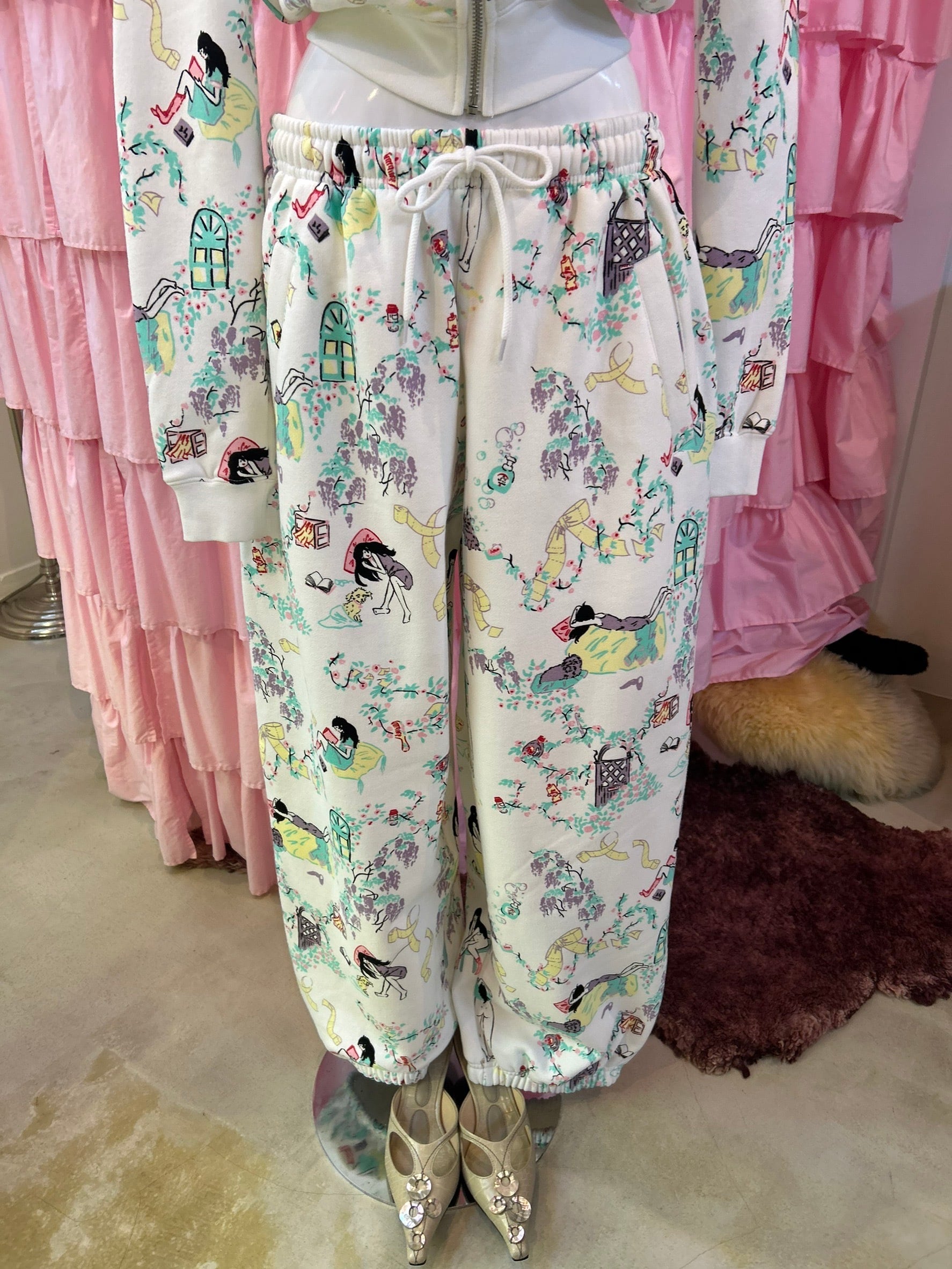 Ashley WILLIAMS JOGGERS / white 'DAY IN THE LIFE'