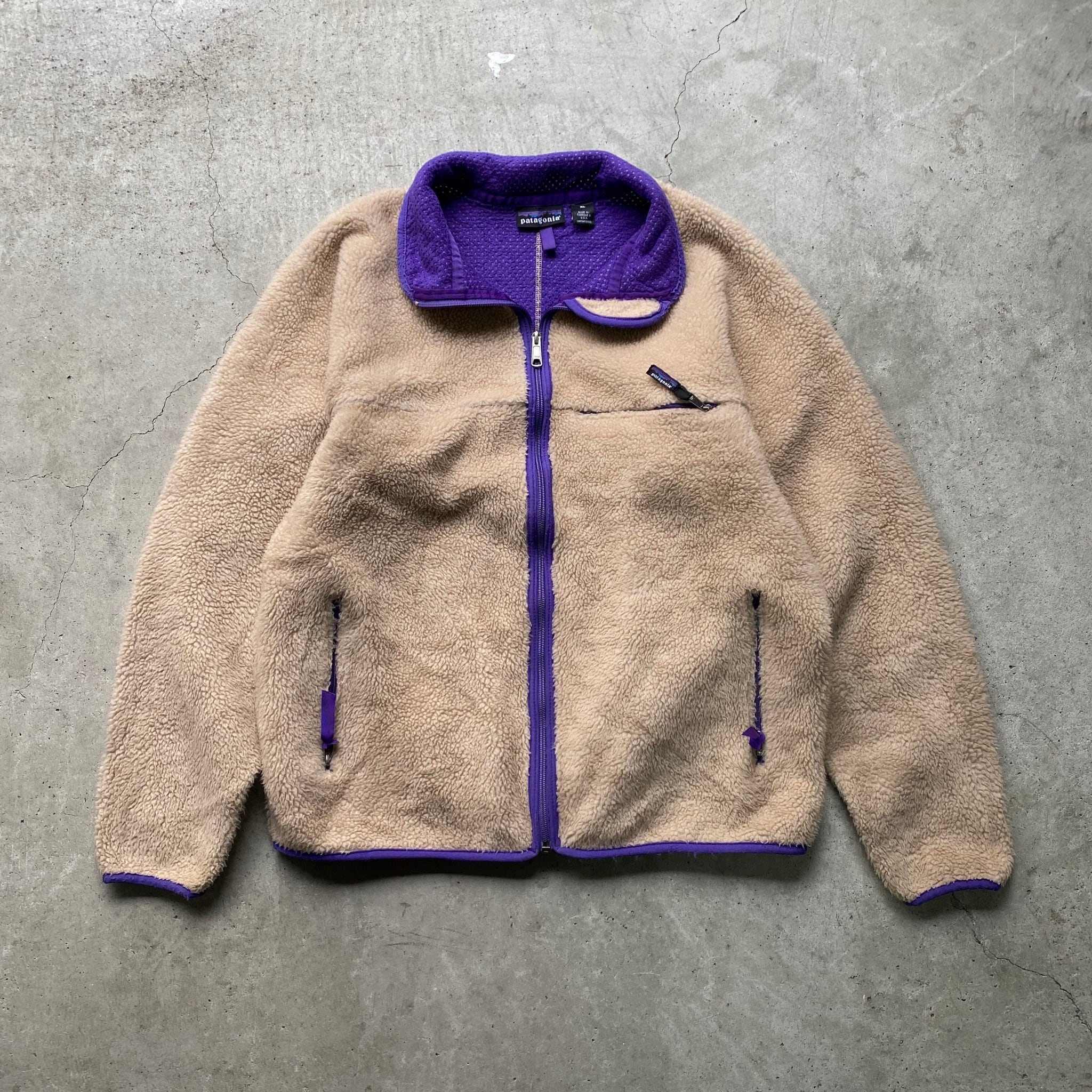 92年製 90年代 ビンテージ 雪無しタグ Patagonia パタゴニア ベビーレトロカーディガン フリースジャケット 90s ヴィンテージ  23020 F2 ボア ナチュラル ベージュ ナットパープル メンズXL 古着 【アウトドアジャケット】 | cave 古着屋【公式】古着通販サイト 