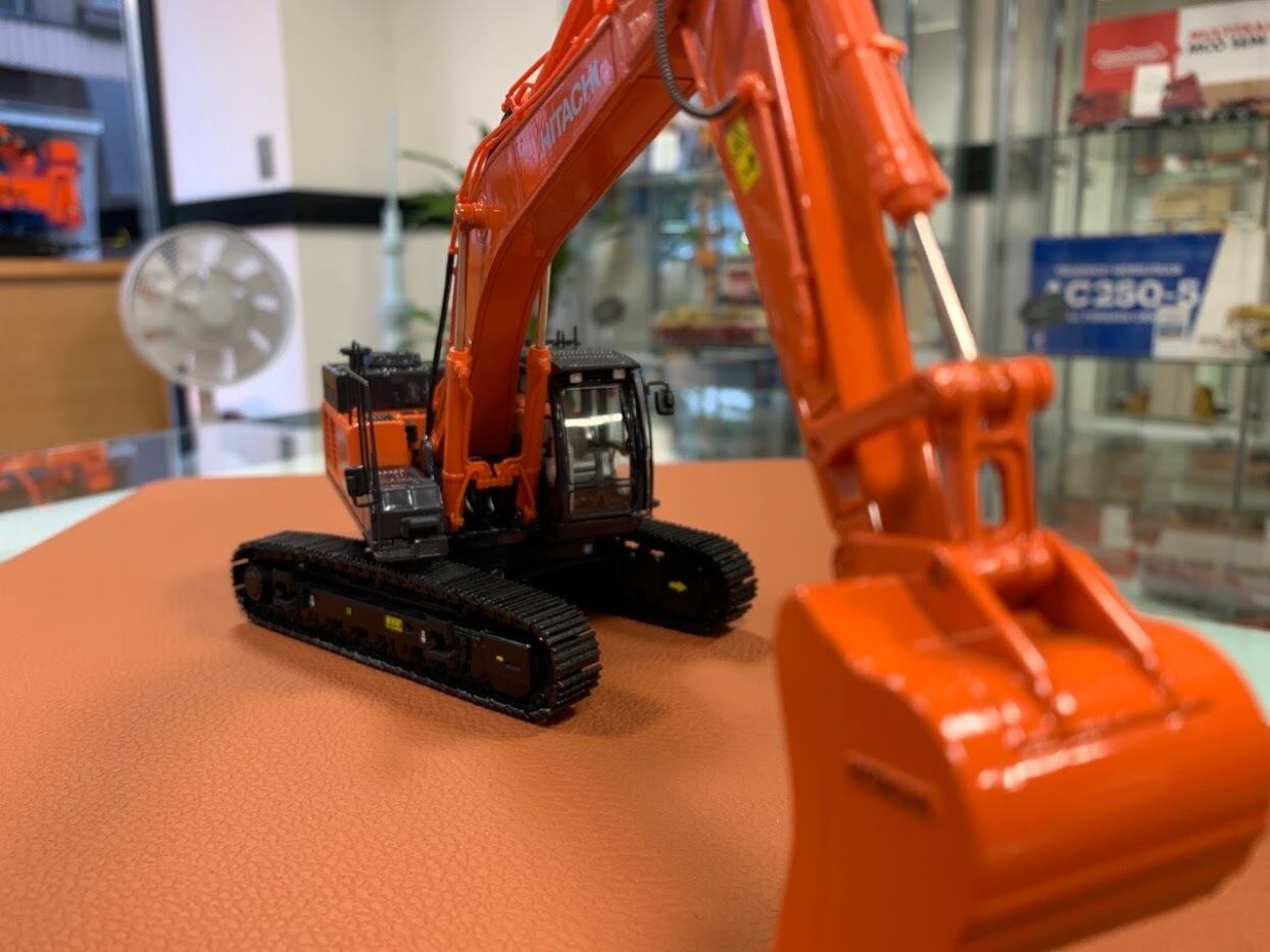 TMCscalemodels 1/50 HITACHI ZAXIS490LCH | 北原模型株式会社