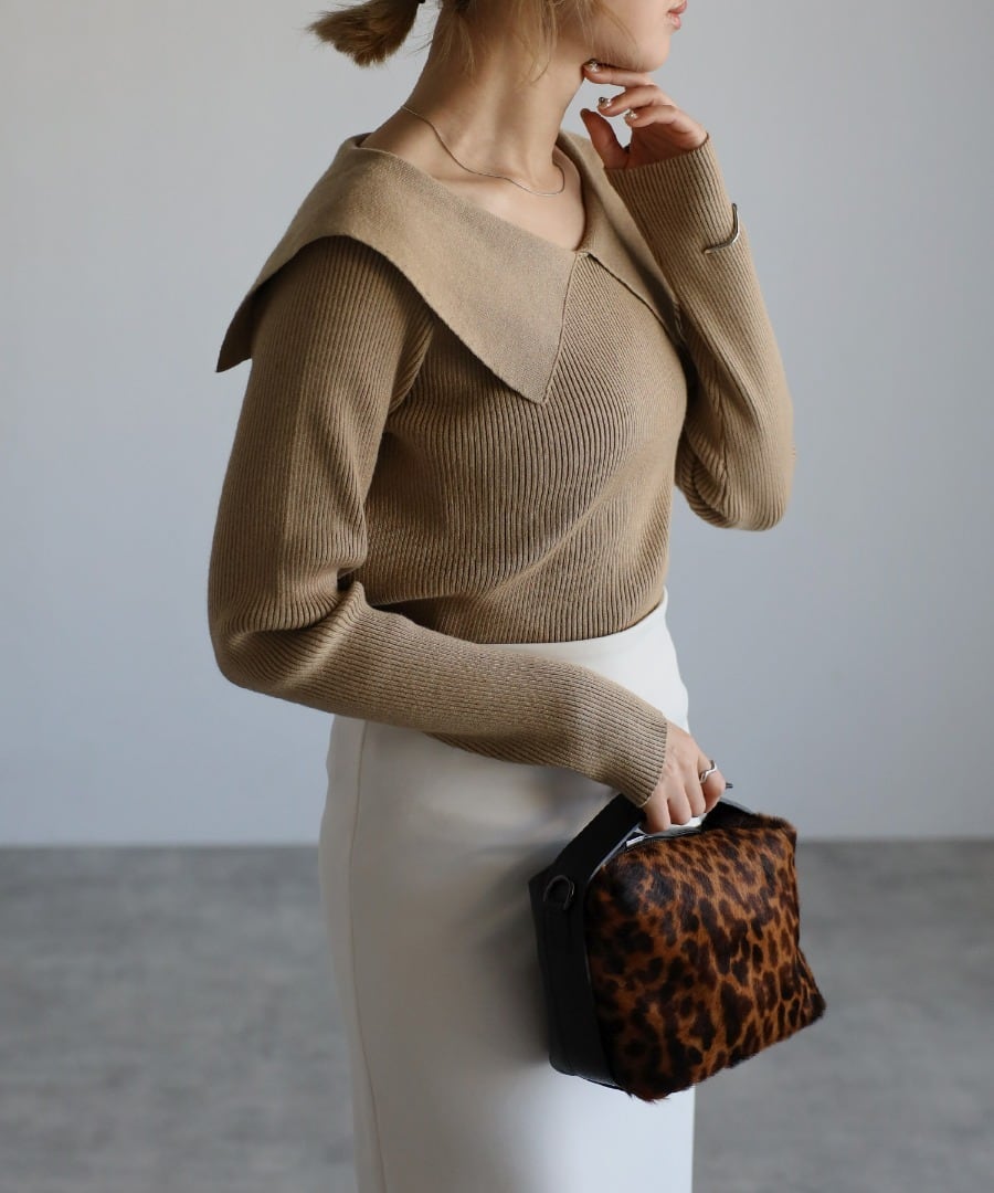 セーラーカラーリブニット