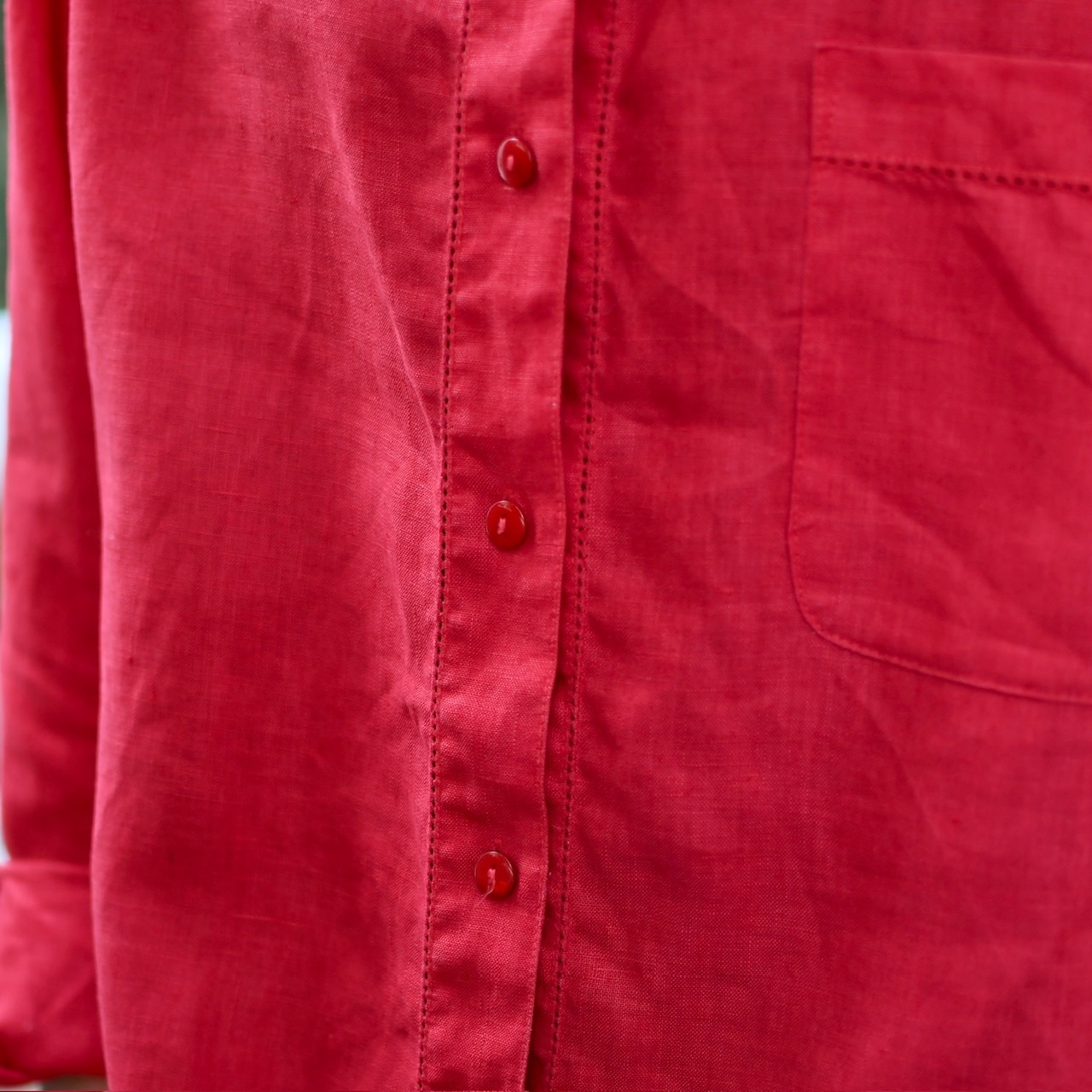 hole design linen shirt red