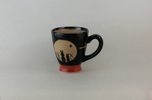 月うさぎマグカップ（黒）