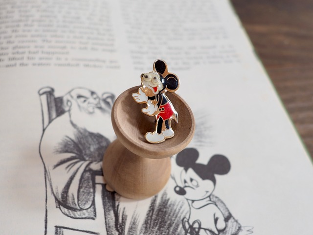 AMERICA Vintage crazy Mickey Mouse pins