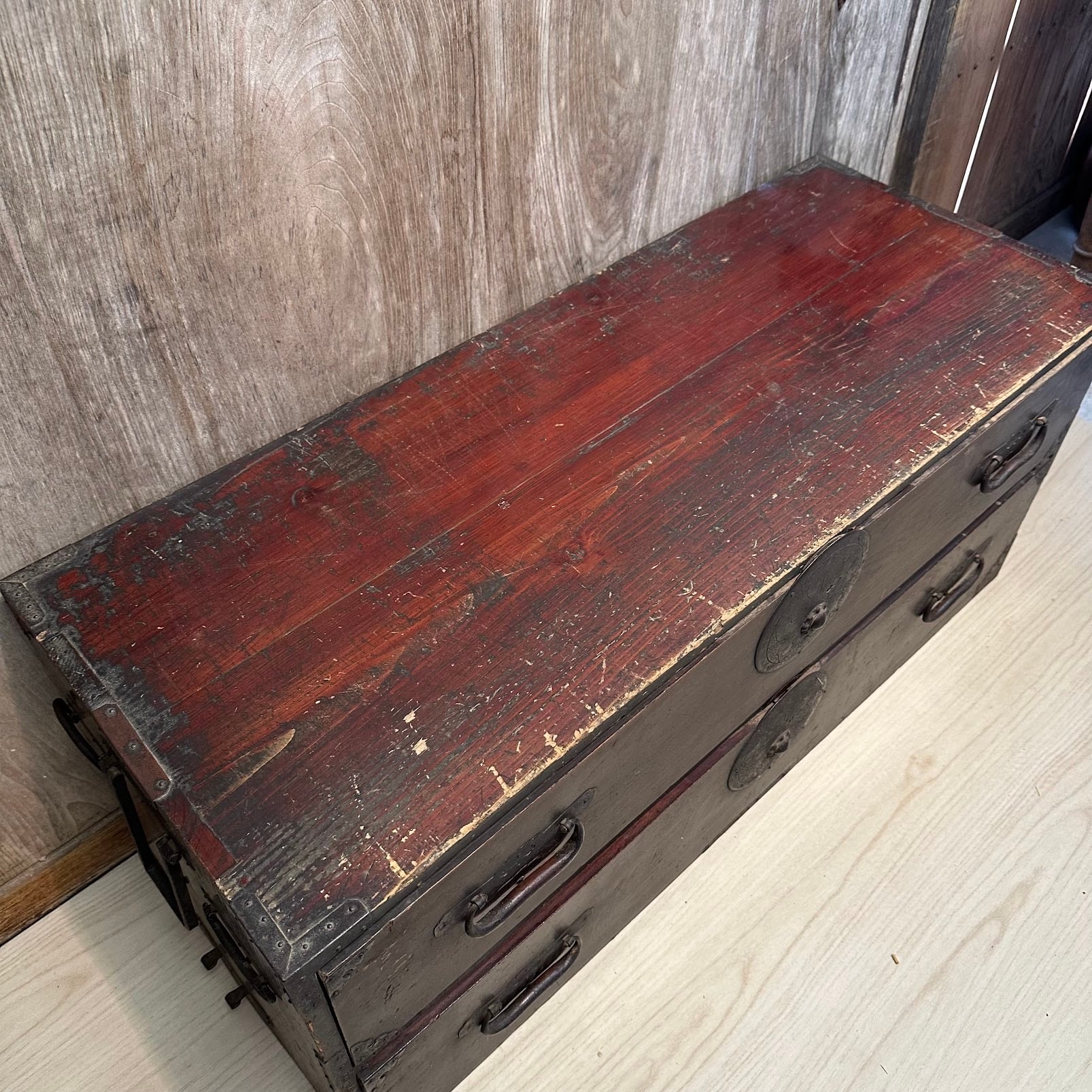 認定時代箪笥】山形産衣装箪笥 J007 | 家具のヤマヒョウ ONLINE SHOP