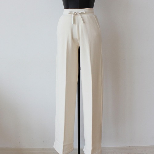 SILVIAN HEACH オフホワイトフレアースエットパンツ　ITALY; GPA25116 ¥16,000＋tax