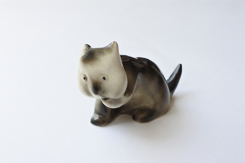 vintage ARABIA ceramic kitten A   /  ヴィンテージ アラビア 陶器の猫 A