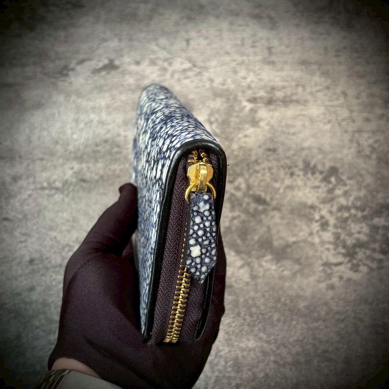 スタースティングレイ 長財布 エイ革 一枚革 ガルーシャ カイラギ 梅花