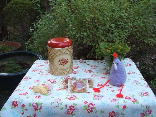english vintage Worcester Ware multipurpose tin  イギリス　ヴィンテージ　Worcester Ware　アルミ缶　ローズ柄