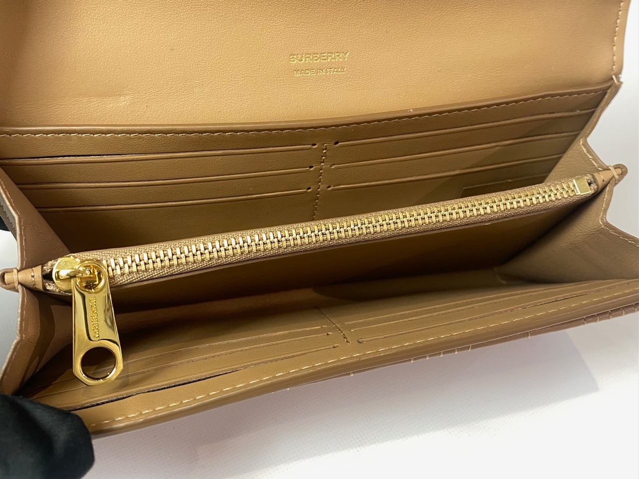 バーバリー 長財布 レディース  8054377/A1420