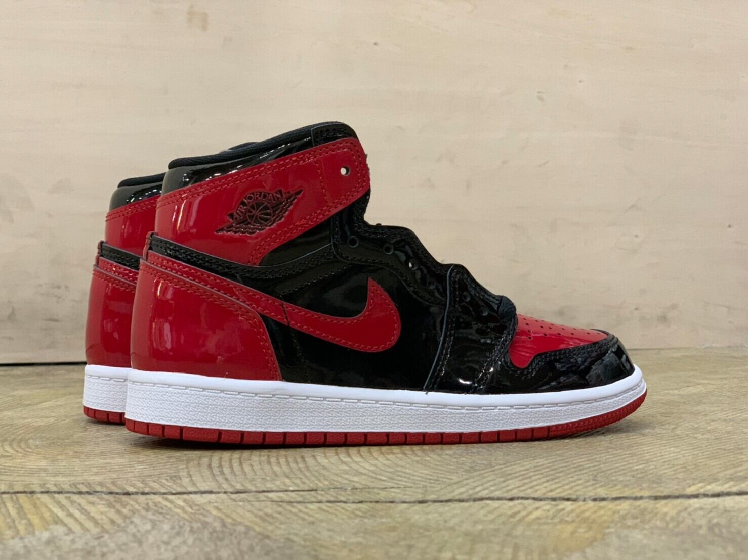 NIKE AIR JORDAN 1 HIGH OG "PROTOTYPE"ナイキ