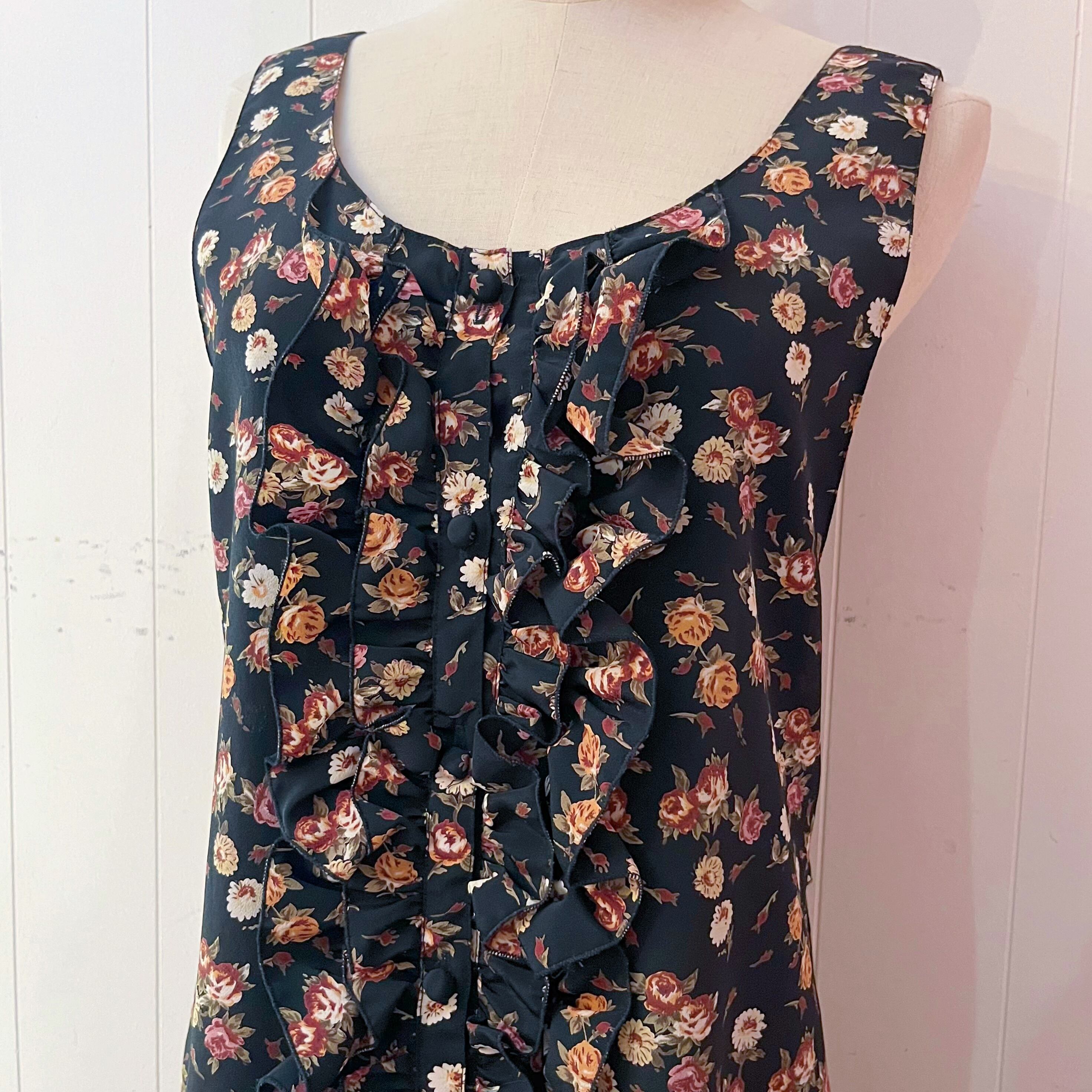 black flower frill button jumper skirt