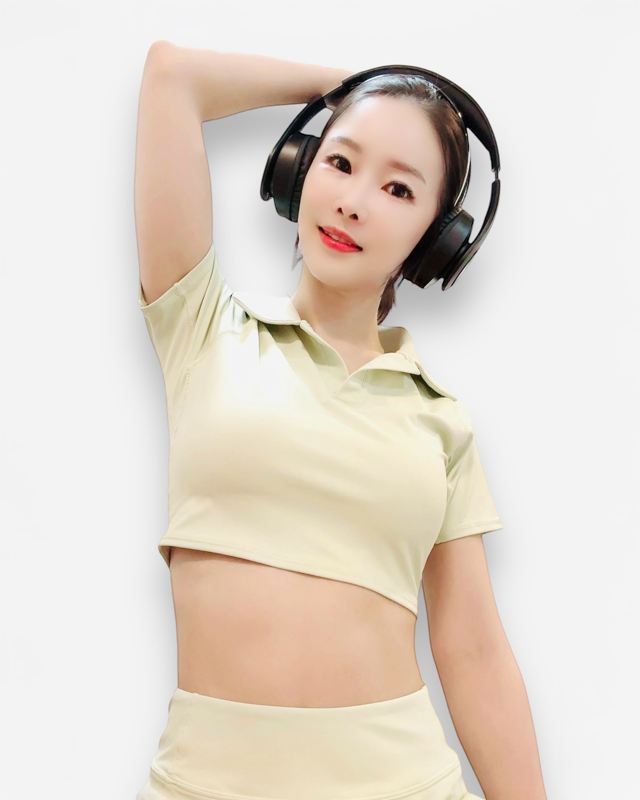 襟付き半袖クロップトップ＆中パンツ付きフレアミニスカートSET