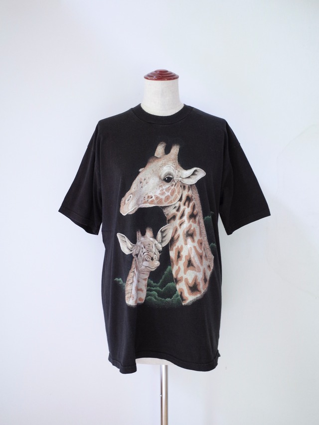 90s Giraffe Print T-Shirt