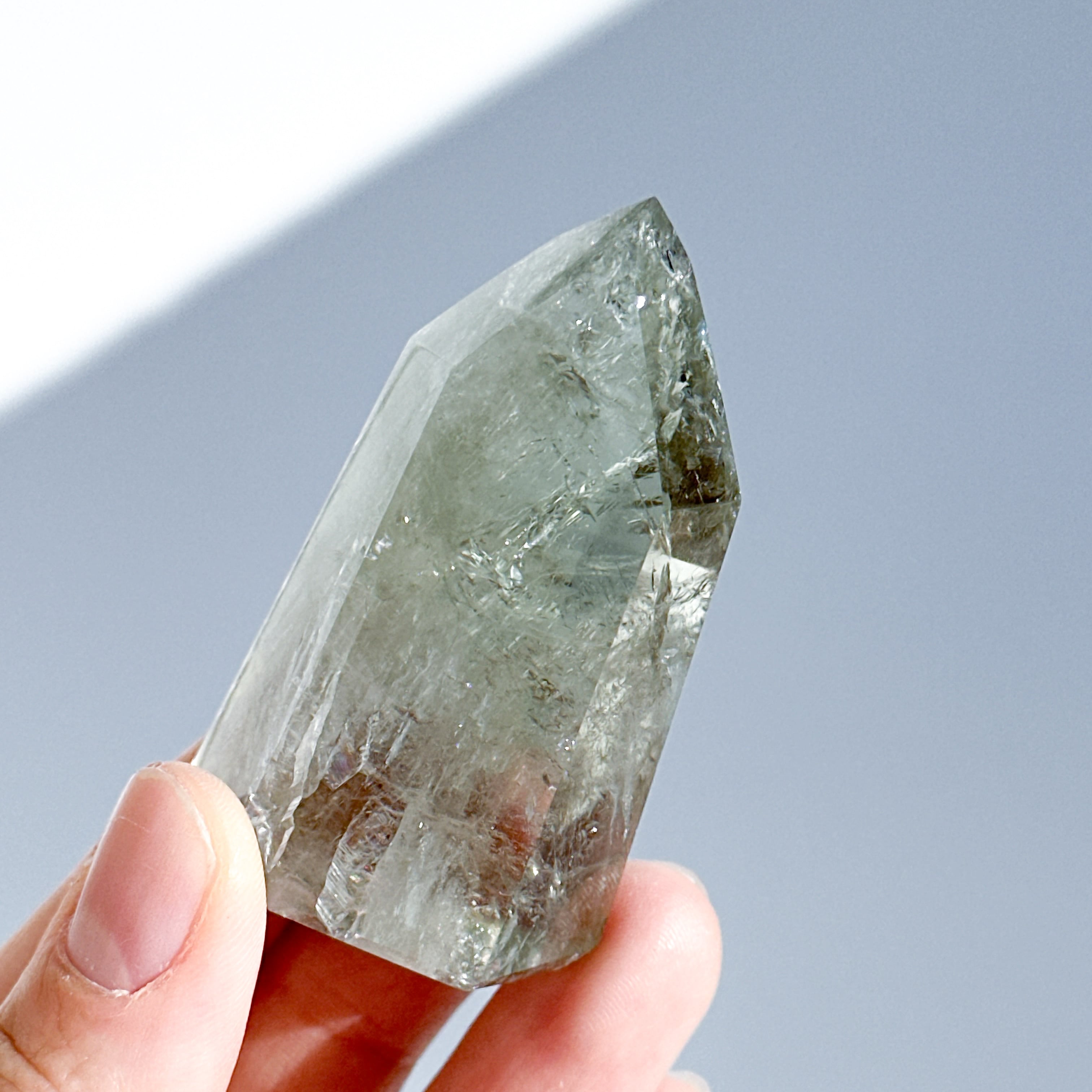 非加熱◎バイーア産グリーンアメジスト タワー12◇Green Amethyst