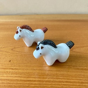 波佐見焼 馬 箸置き　午年