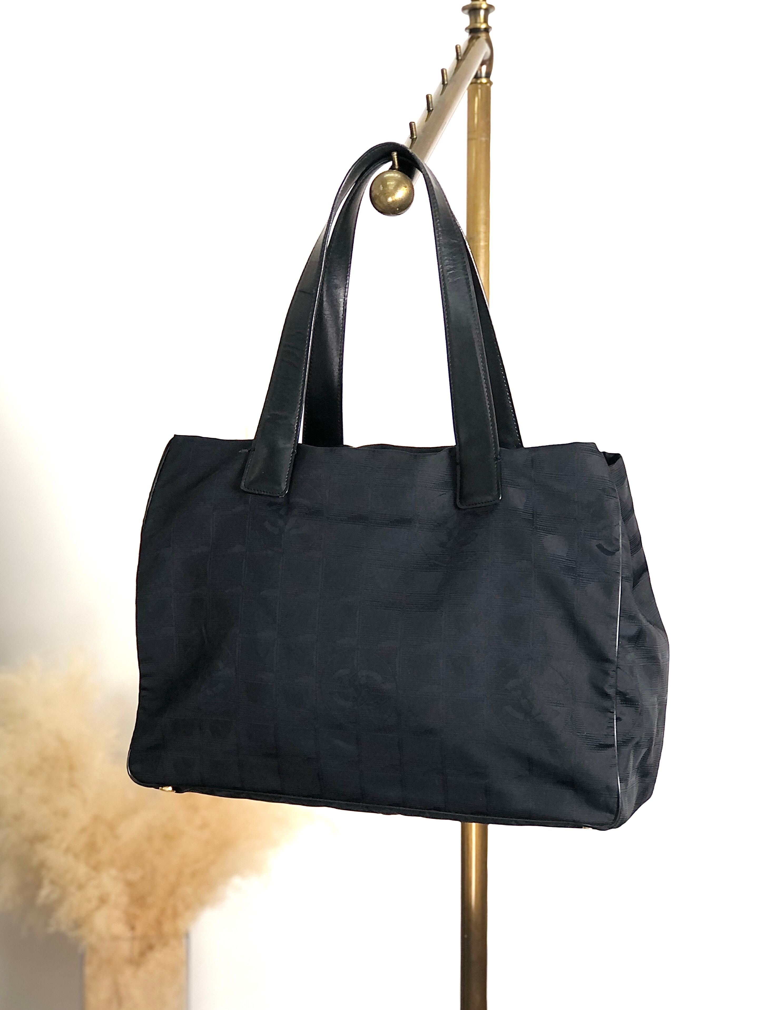 CHANEL シャネル ニュートラベルライン トートバッグ ブラック  