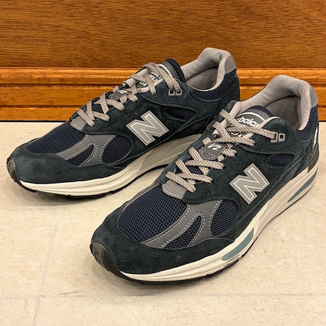 NEW BALANCE U992NV SNEAKER