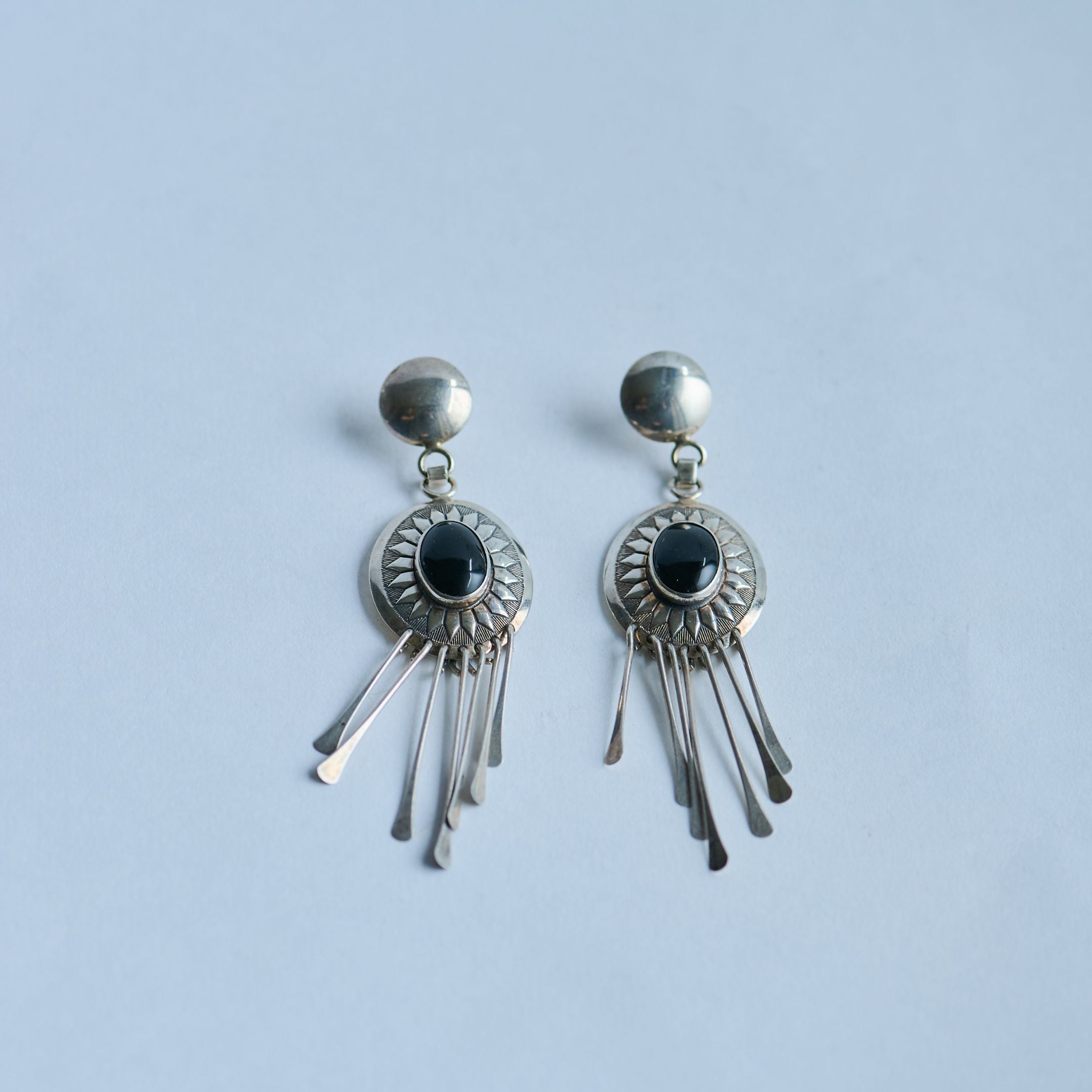 J104】ヴィンテージ ナバホ ブラックオニキス ダングル ピアス 【公式