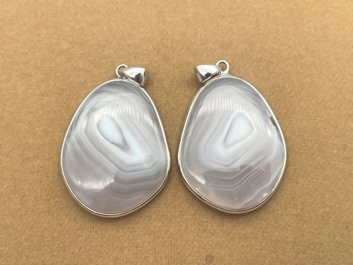 シルバーペンダントトップ【ペア】（瑪瑙）