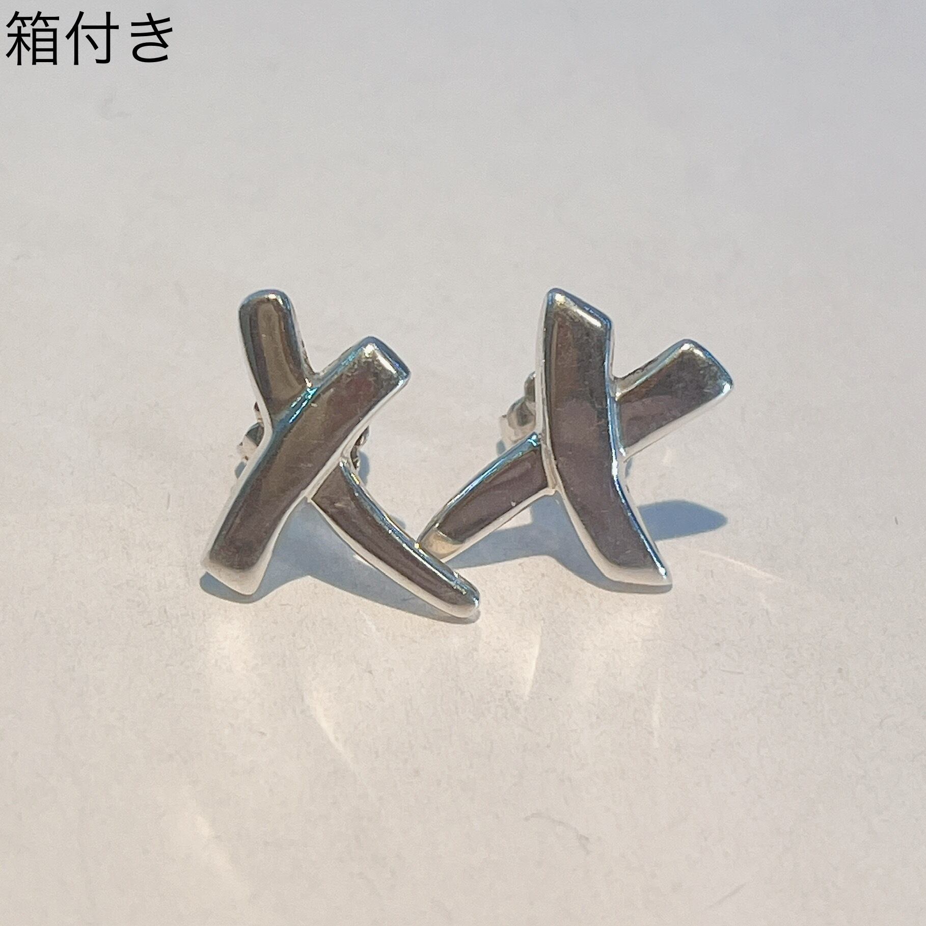 Tiffanyティファニーカフスシグネチャーコンビ箱付き かなしい
