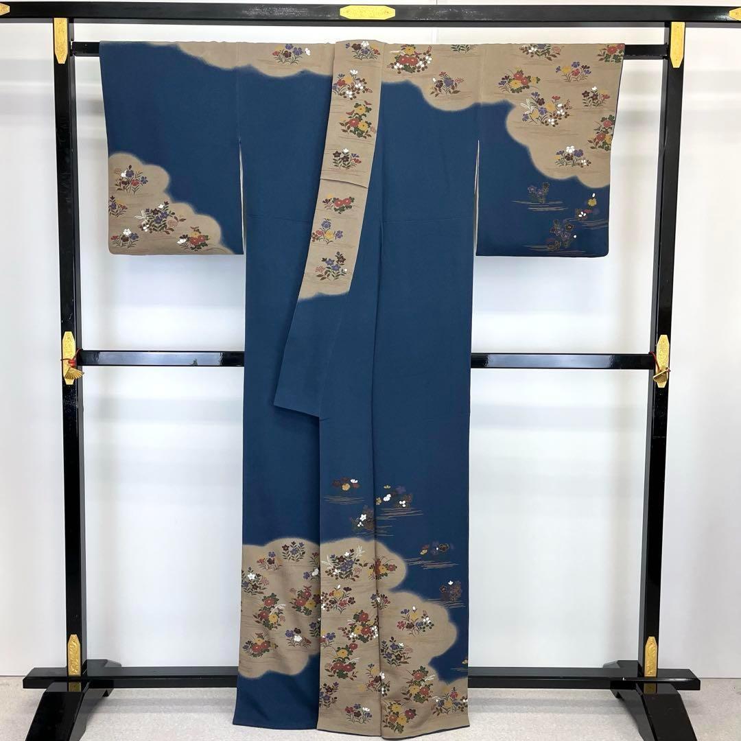 訪問着 花井幸子 雲柄に鮮やかな花模様 濃藍色 縮緬 K-3754