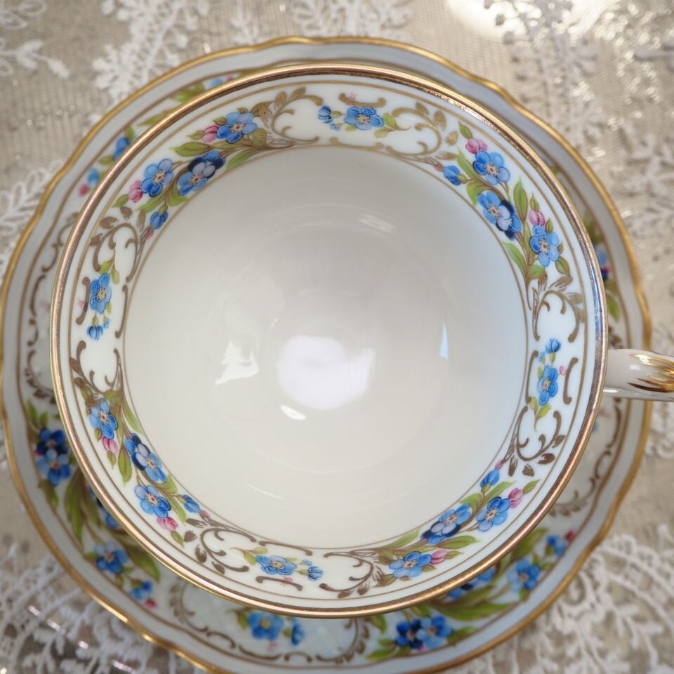 シューマン ババリア 勿忘草 ピアス プレート カップ フット付き