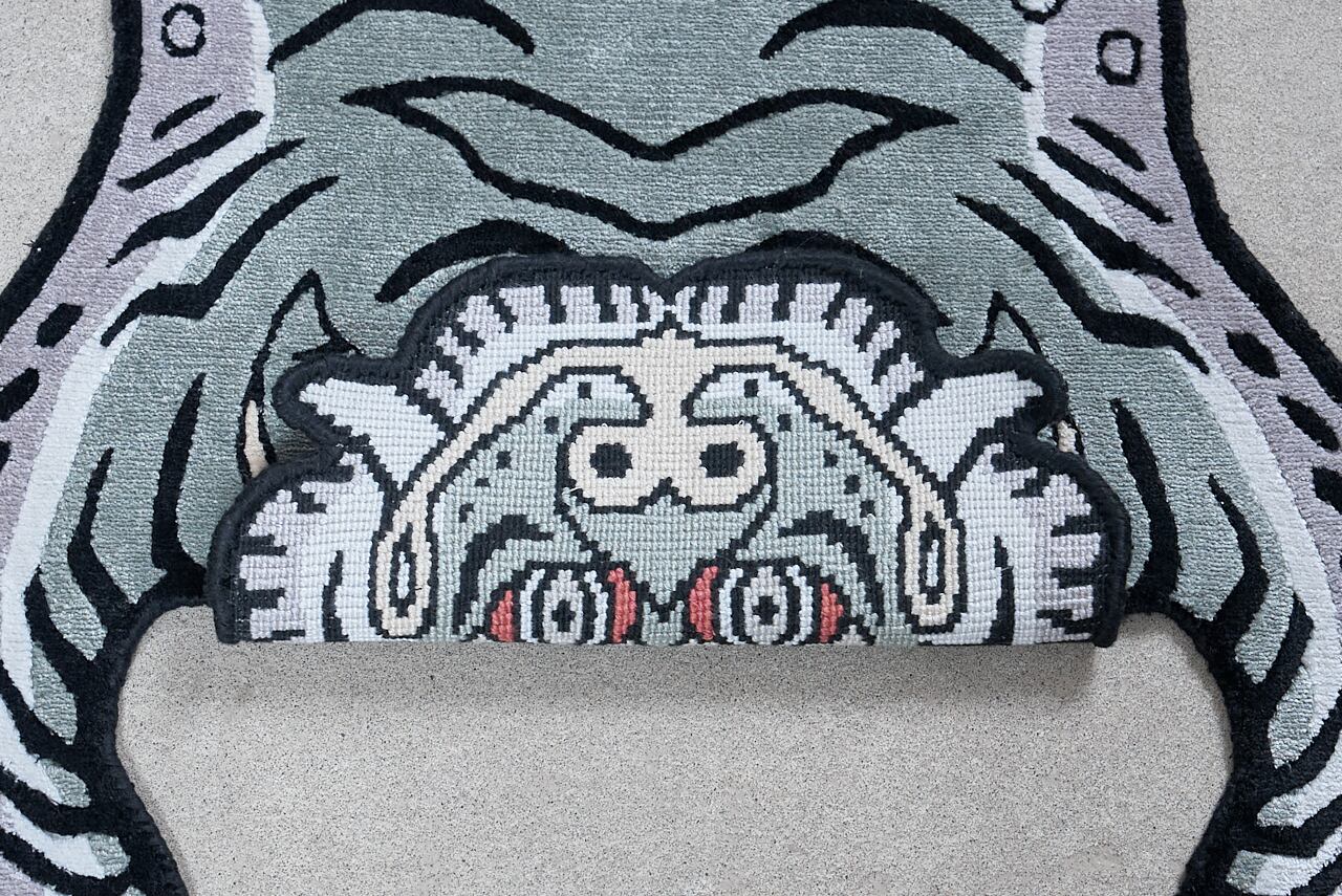 Tibetan Tiger Rug 《Sサイズ•シルク・オリジナル2・アラジングリーン