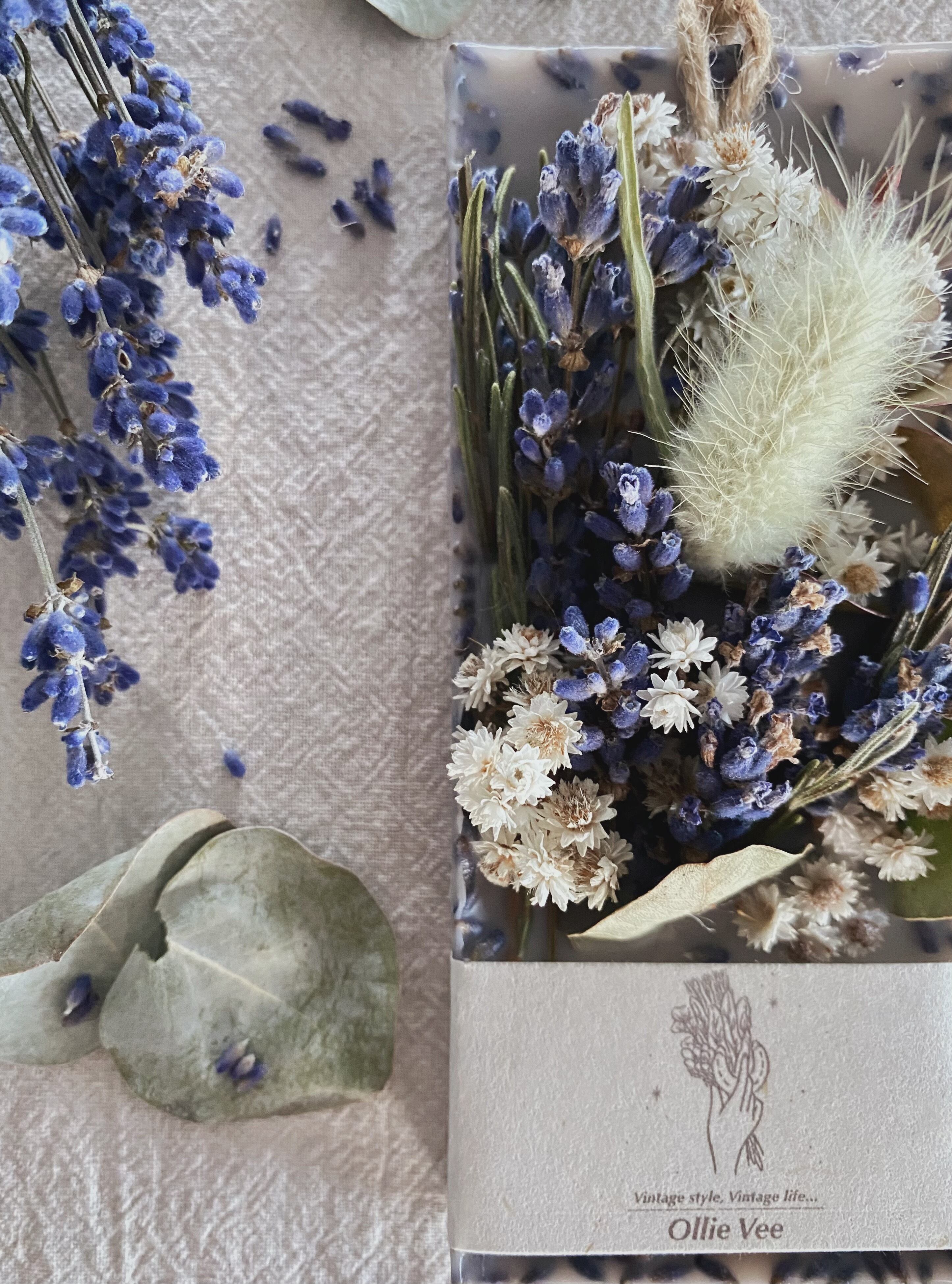 アロマワックスサシェ（ ラベンダーブレンド ）Lavender Ollie Vee ／ オリー・ヴィー