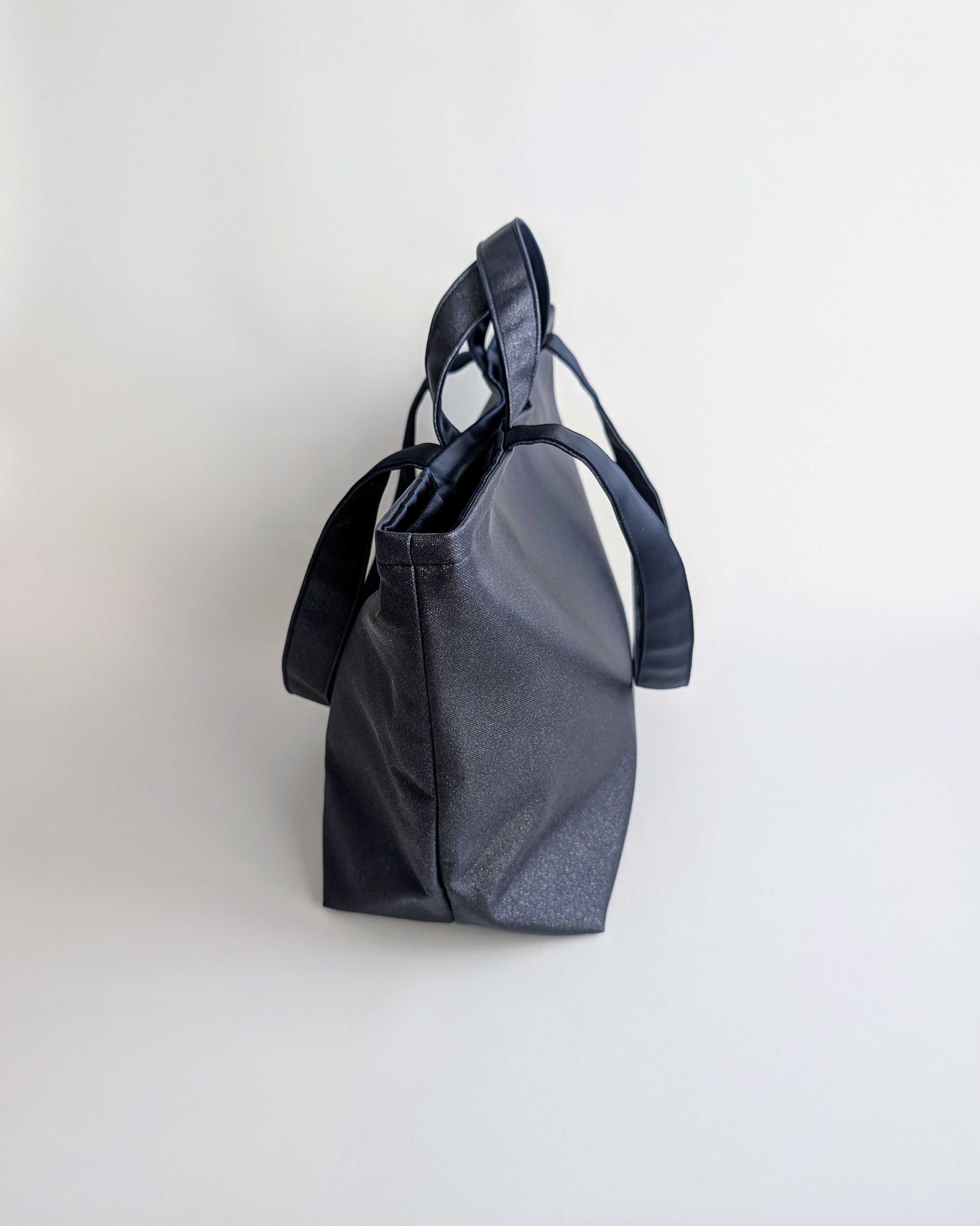 Kirara 刺繍ワッペン BIG tote Bag（ネイビー） | IrodorI petit