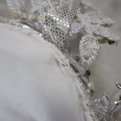 ベリーダンス オリエンタル 衣装 トップス ベルト セット シルバー系 ラインストーン ビーズ キラキラ 花 華やか 煌びやか ダンス衣装 ステージ 舞台 かわいい 銀 揺れる ゴージャス 豪華 装飾