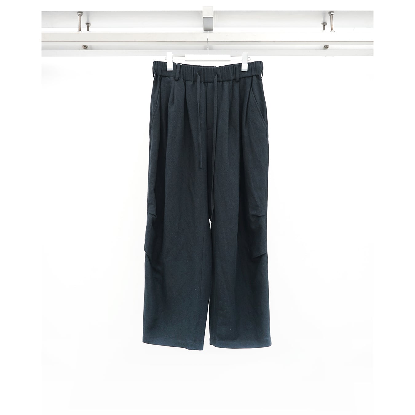 Professor.E ](プロフェッサーイー) 25SS-PE-TRS-03 PLEATED SHORTS