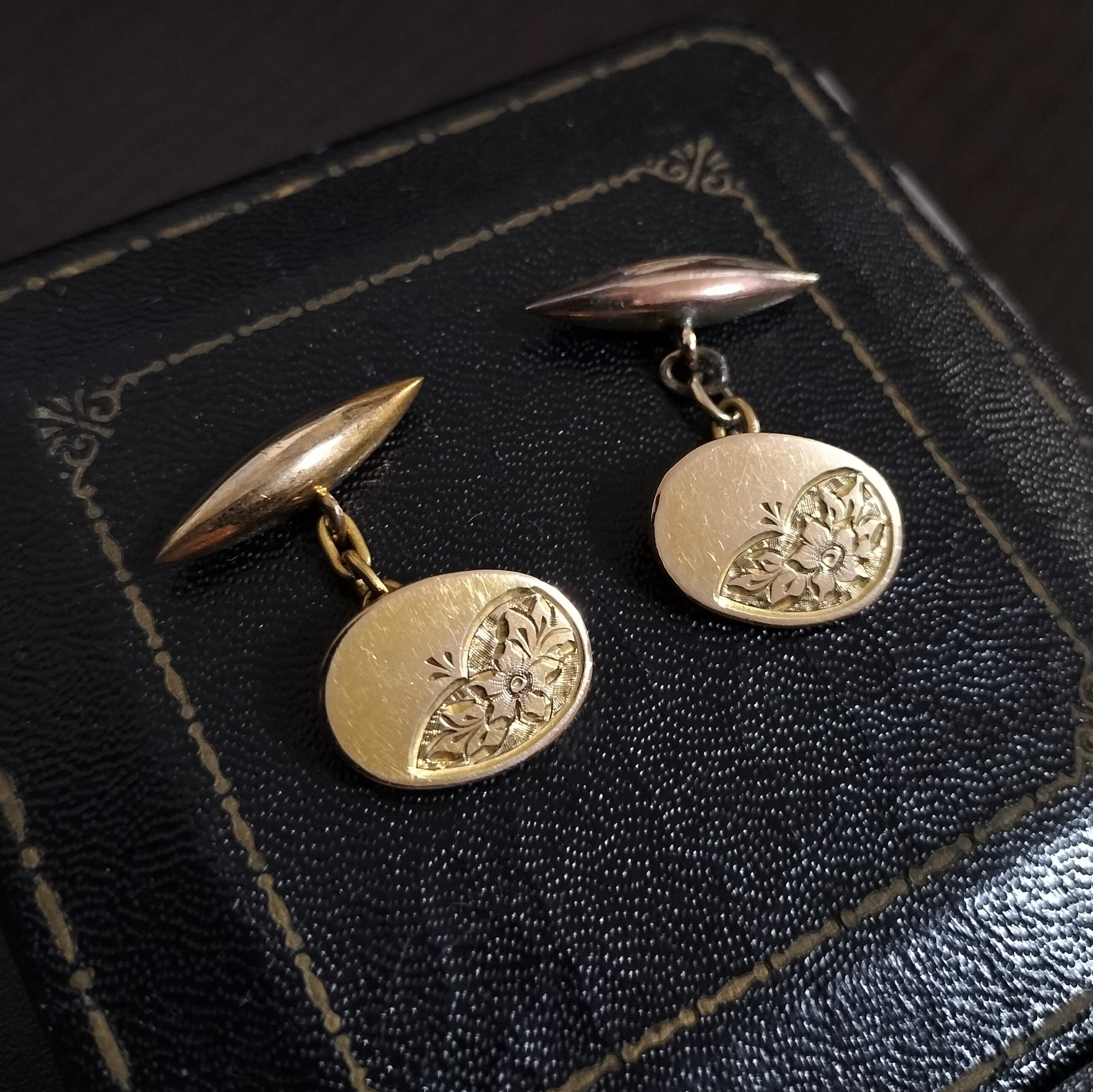 Antique Engraved Rolled Gold Cufflinks