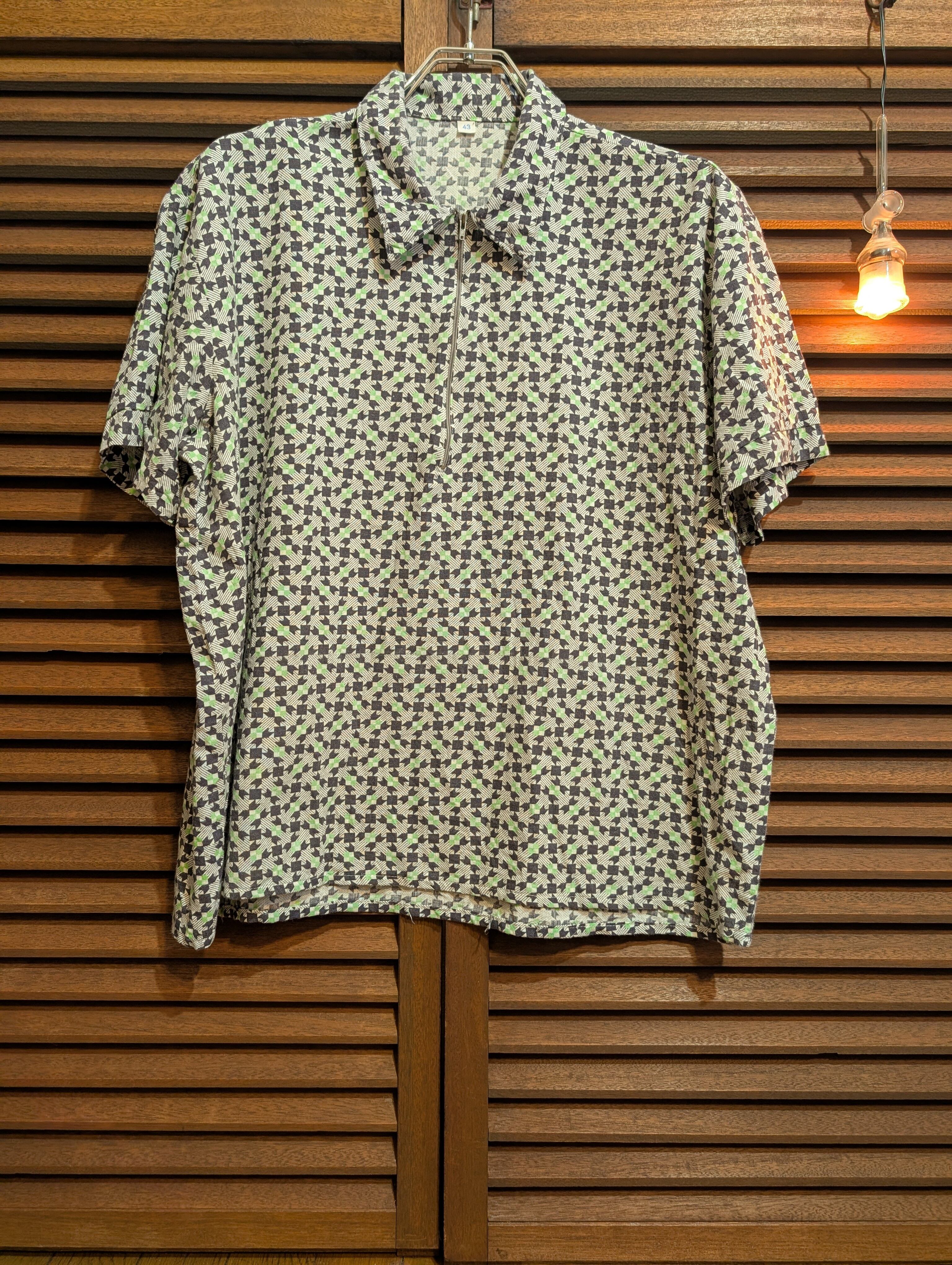 80s Euro Black Green Geometric Pattern Zip Pullover Short Sleeves