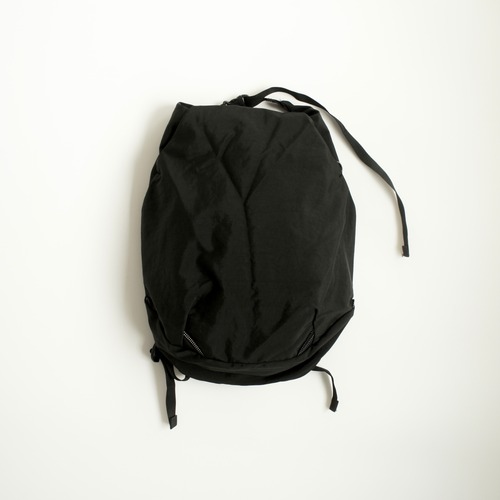 MOUN TEN.(マウンテン)/ nylon ox 2way daypack 18L / black