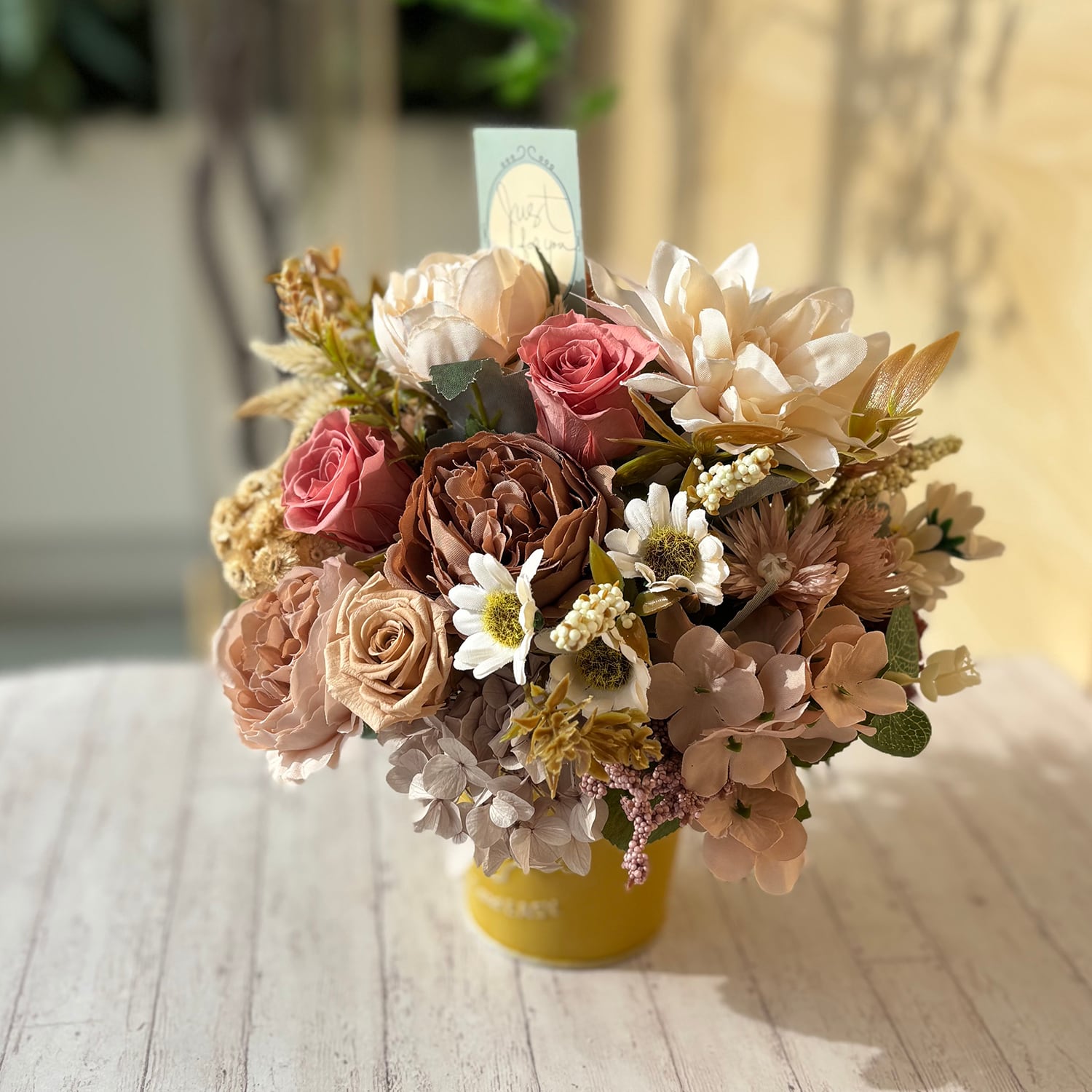 枯れない花の贈り物|プリザーブドフラワー ギフト|No.1|しっとり大人な雰囲気