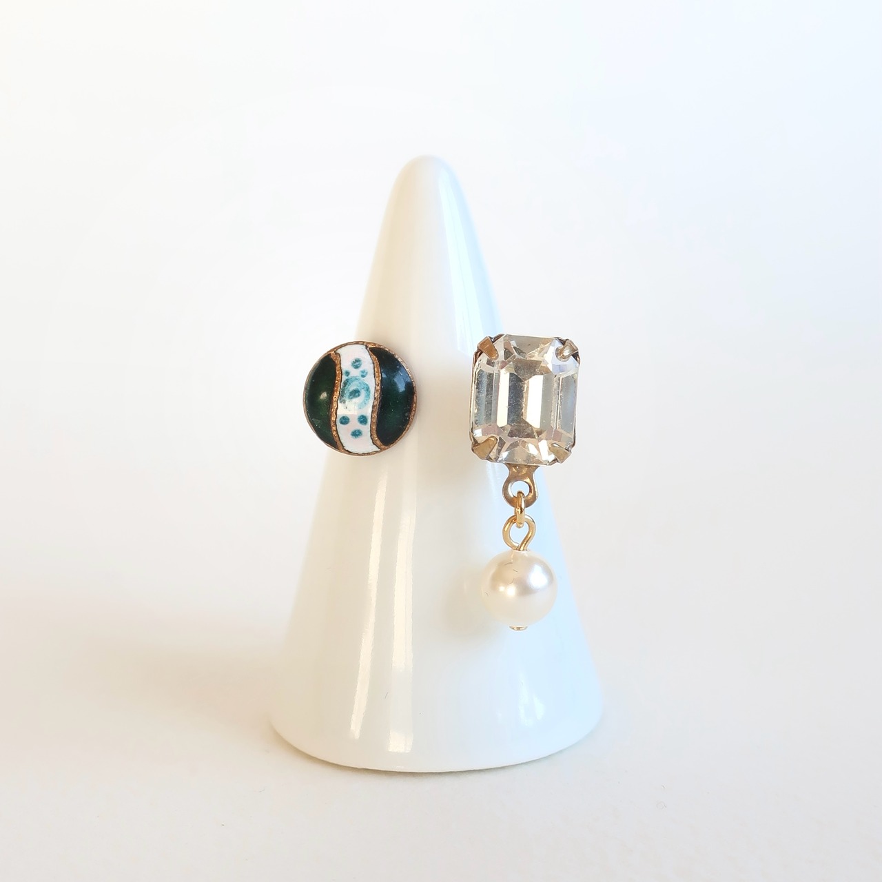 モモ・ホウセキ商会　No.70