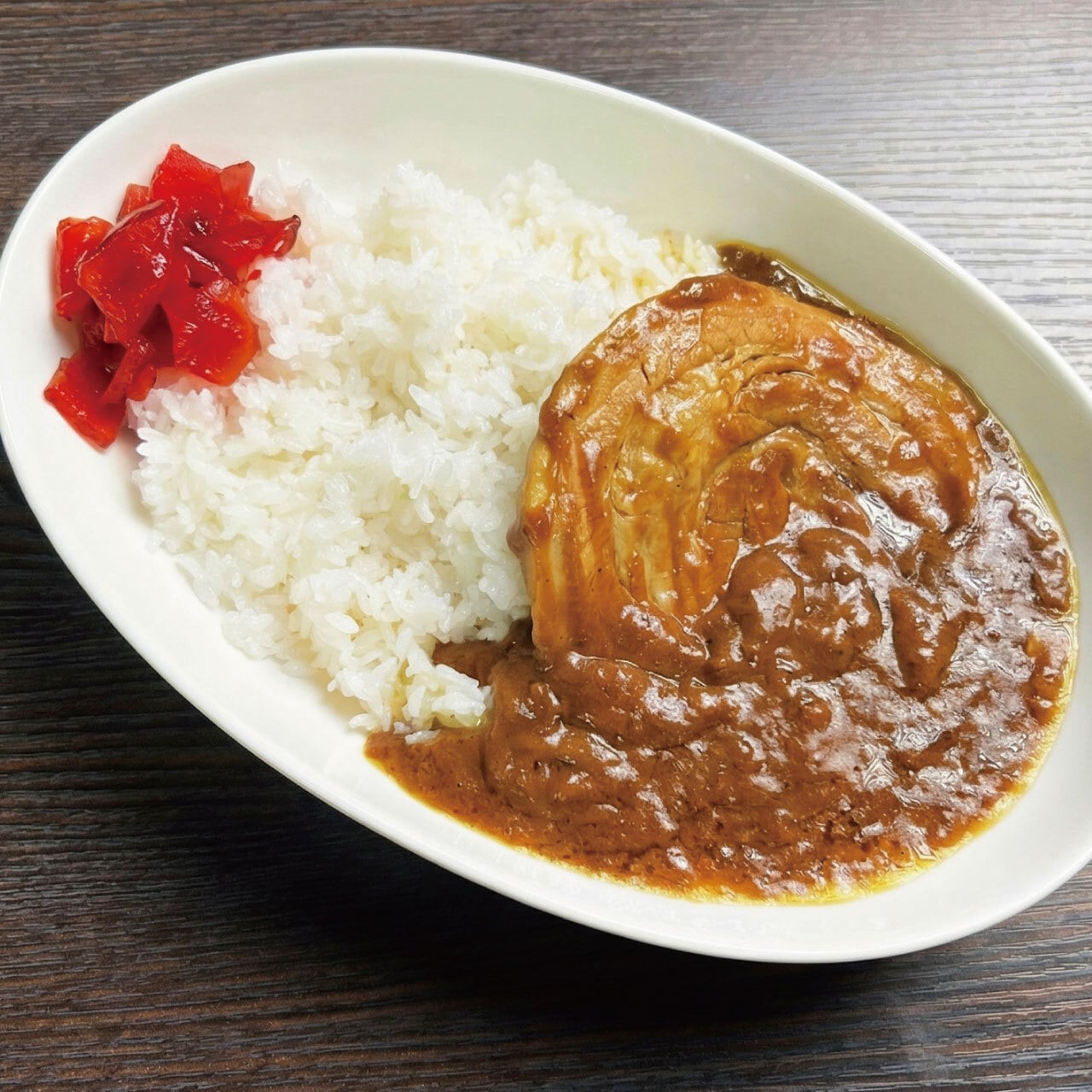 単品】悪魔のBUTAカレー 中辛 背脂ニンニク 巨大チャーシュー こってり