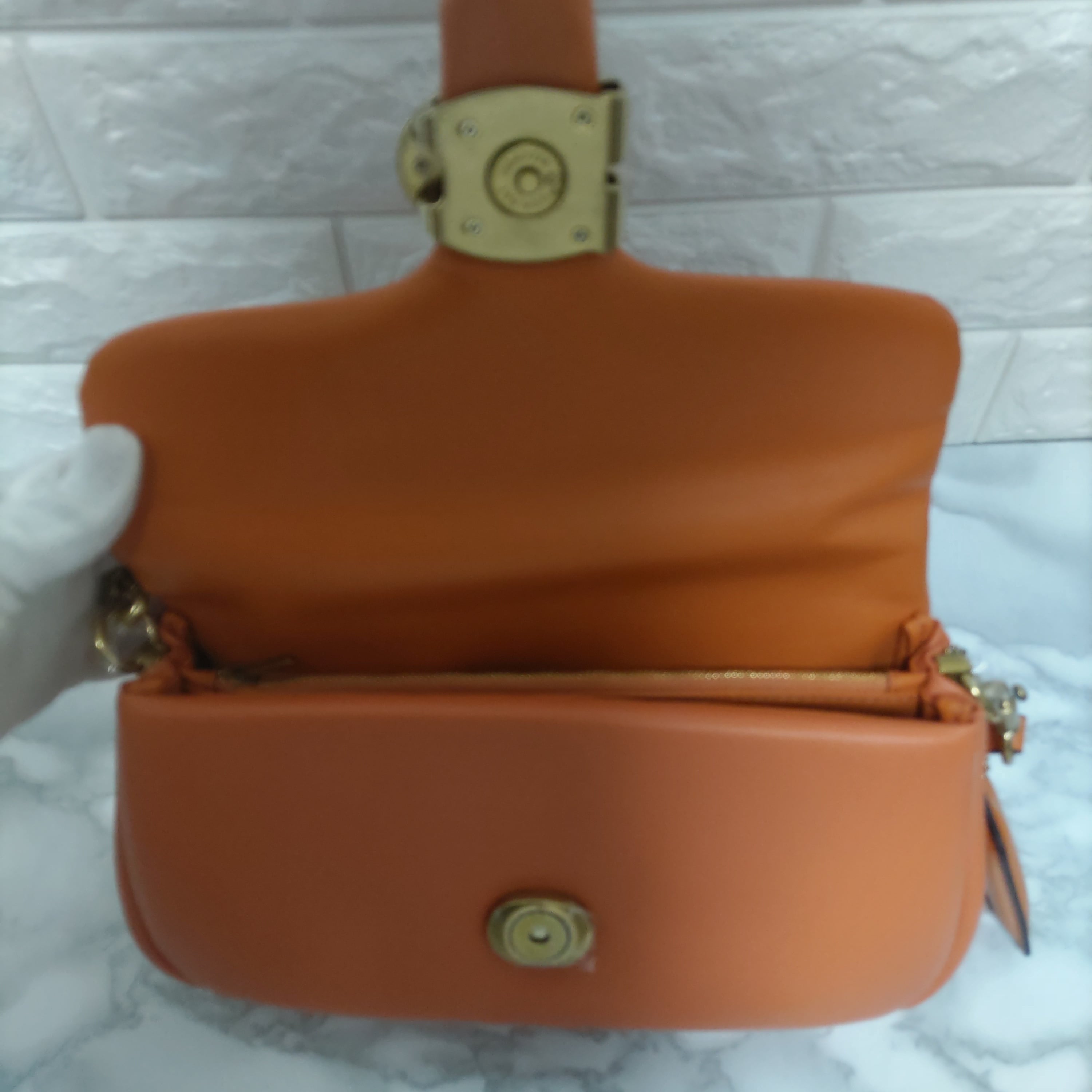 COACH コーチ 新作 タビー ショルダーバッグ オレンジ 新品 未使用 